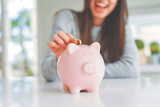 金管会推出「台湾个人投资储蓄帐户（TISA）」，启动自主理财休储蓄的新起点。图／本报资料照片