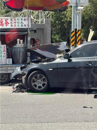 高雄男疑闯红灯撞车酿1伤 「通缉身分」当场曝光遭警逮