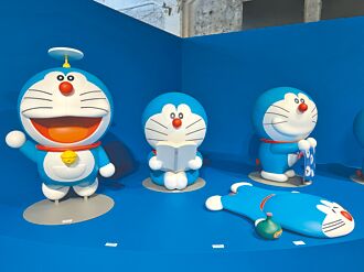 哆啦A夢、吉伊卡哇華山比萌