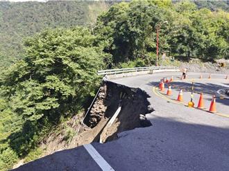 影》台14線崩塌出大洞！埔霧公路塌陷20米 管制中