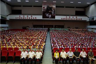 慰勉成功嶺替代役男   劉世芳指示投入災後復原