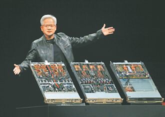黃仁勳身家破4兆 超越巴菲特