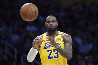 NBA》撲朔迷離？4隊尋求交易詹皇謠言被爆料是假新聞