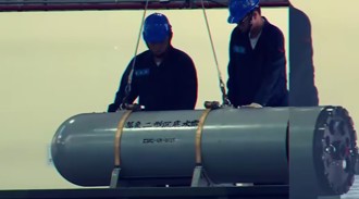 直播》直擊海軍施放水雷！快速布雷艇「防禦性布雷」操演