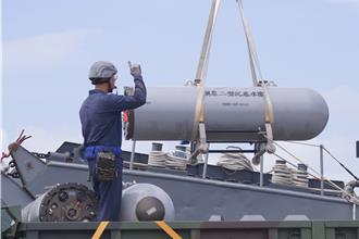 賴清德視導防禦性布雷 陸戰隊監偵型無人機演習首度亮相