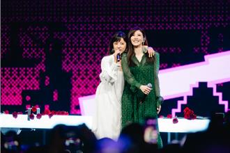 凍齡女神蘇慧倫被偷親反應曝光 丁噹擔任嘉賓這舉動超大膽