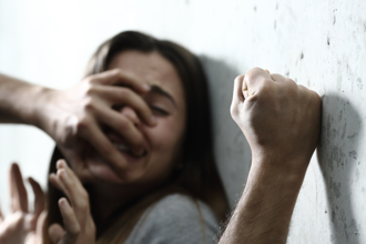 新婚3月掐死孕妻！韓冷血夫竟淡定當喪主 殺人動機曝光