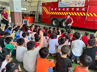暑假戲水高峰期 桃園八德消防隊加強水域救援宣導