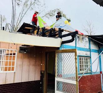 丹娜絲重創！台南萬戶民宅屋頂沒了 就怕二度傷害