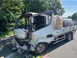 新北重新堤外道貨車追撞3輛自小客　2人受傷送醫