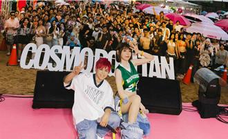 林明祯大玩角色扮演！合体10岁世界冠军　送宝可梦卡牌大礼