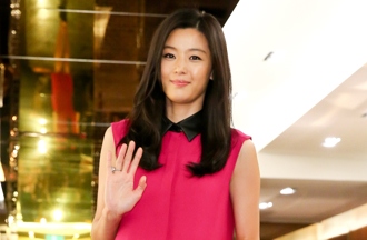 標誌性長髮說掰掰！43歲全智賢「耳下極短髮」 新造型回春像大學生