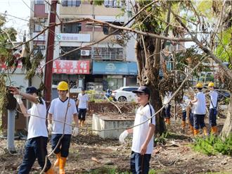丹娜絲颱風重創嘉義市 房屋受損補助出爐 130位替代役助清理