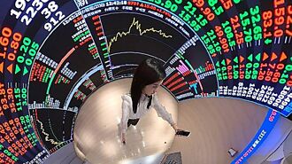 亞力、世紀鋼 逆勢抗跌