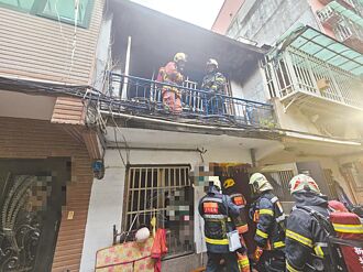 三重 民宅惡火1死 波及鄰屋4犬貓