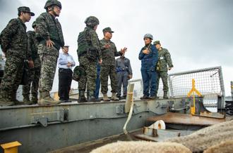 柏鴻輝視導軍需工業動員 強化後勤支援量能