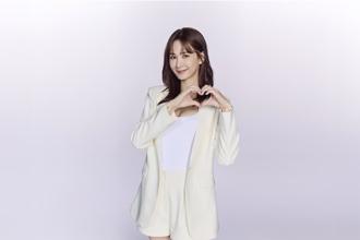 安心亞轉行當行車秘書　甜喊「葛格」打造戀愛fu