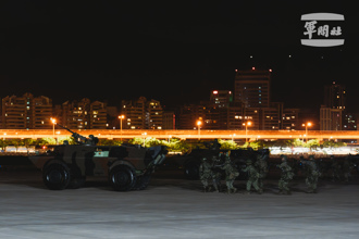 漢光41》模擬敵直升機進犯松機  憲兵、陸戰衛戍拳頭火力壓制