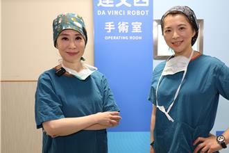 高文音化身一日「机智医生」 直击达文西手术现场