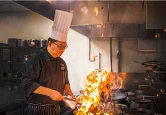 琴聲共鳴黃金歲月 台北美福8月推金曲晚宴