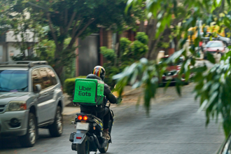 「時間游牧」成職場新顯學  每三人就有一位曾從事時間自主的彈性工作
