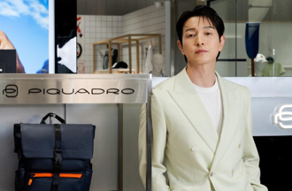 鄭星一首登台想衝夜市吃芒果冰！透露其代言包根本為他所演的角色打造