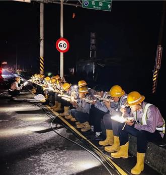 台電產業工會控擺拍 台電反擊：2.9萬人電力工會才是正牌