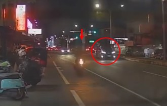 新視角影片！鳳梨遭轟12槍 歹徒「超車開火」巨響引恐慌