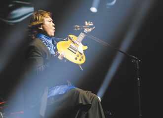 伍佰将7度攻雄蛋 高雄场实名制抽选