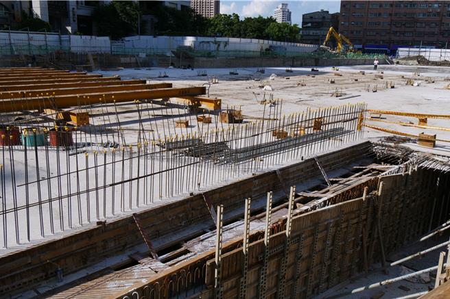 永平国小停车场工程首创廉政平台建立跨域合作监督机制，工程总经费达15亿7000万元。（新北市交通局提供）