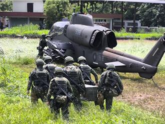 漢光41》陸航602旅演練AH-1W攻擊直升機熱加油、熱掛彈