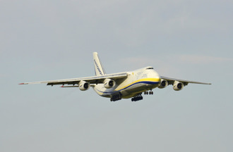 乌克兰航空新希望！An-124大型运输机飞抵德国莱比锡