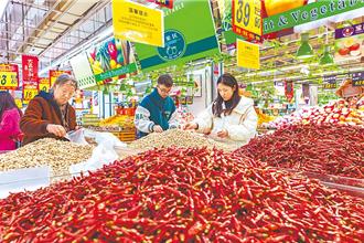 已经超车！陆商务部：社零实际购买力为美国的1.6倍