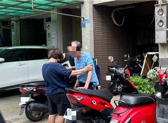 炎炎夏日6旬翁跌坐工業區內 大園警暖心救援