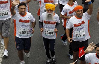 每天都在走！114歲馬拉松傳奇車禍逝 生前談長壽秘訣