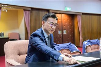 上午送別亡父  下午獲知罷免案將投票  江啟臣：說不心痛是假的