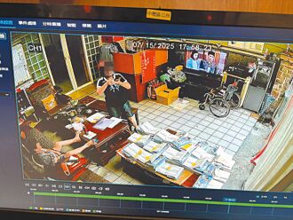 桃園擺拍罷免公告夾文宣惹議