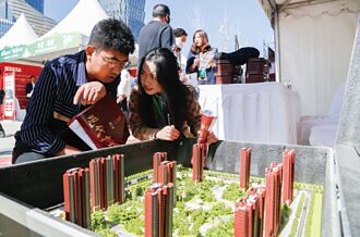 陆房市止跌回稳 中古屋成交增
