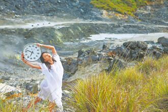 經過苦難，到達星辰