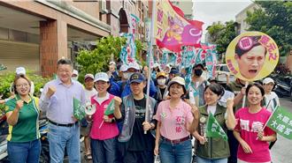 綠委陪罷團板橋掃街  最後關頭催票「讓國會重新正常」