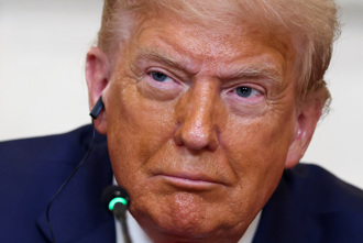 《華爾街日報》為何不聽話？從「淫魔賀函」看梅鐸與川普過招