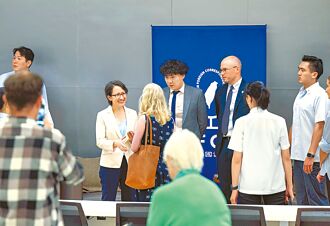 蕭美琴會外媒 緩解執政亂流