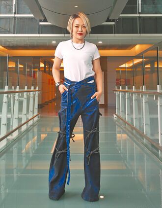 戴愛玲為父寫歌 淚訴行孝要趁早