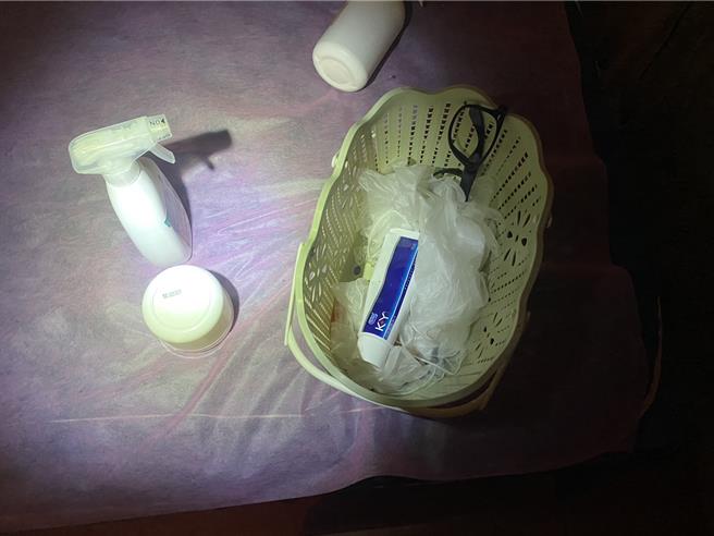 中坜警48小时内2度扫荡环西路，非法按摩店，展现靖决心。(中坜警分局提供)