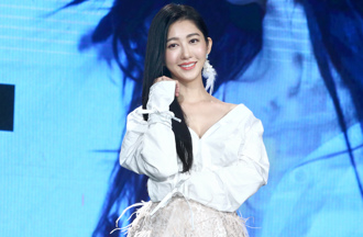 女星微波鸡蛋变炸蛋！「角膜破大洞、皮肤烫伤」惨况曝光