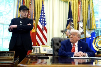 川普想砍馬斯克SpaceX合約 美媒：一查才發現離不開