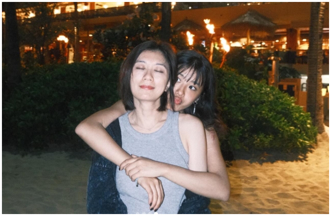 賈靜雯曬旅遊照驚呼「攝影師我很喜歡」 絕美大片出自梧桐妹之手！