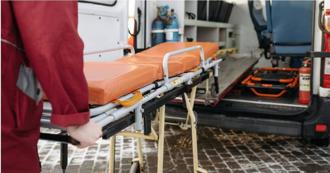 家裡「吧唧」太多！妹子中毒送醫 專家示警：恐釋放有害物質