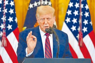 川普喊話！要求NFL指揮官、MLB守護者改回原名