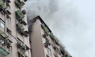 淡水住宅大樓疑電線走火 竄出大量黑煙！1男童送醫
